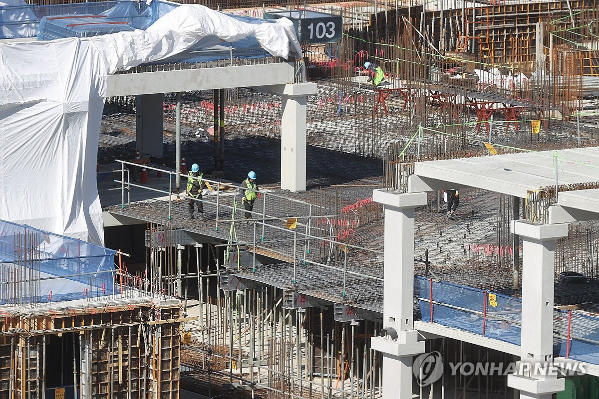 작년 온라인카지노 비타임 착공·투자·취업 악화…"생존전략 고민해야"