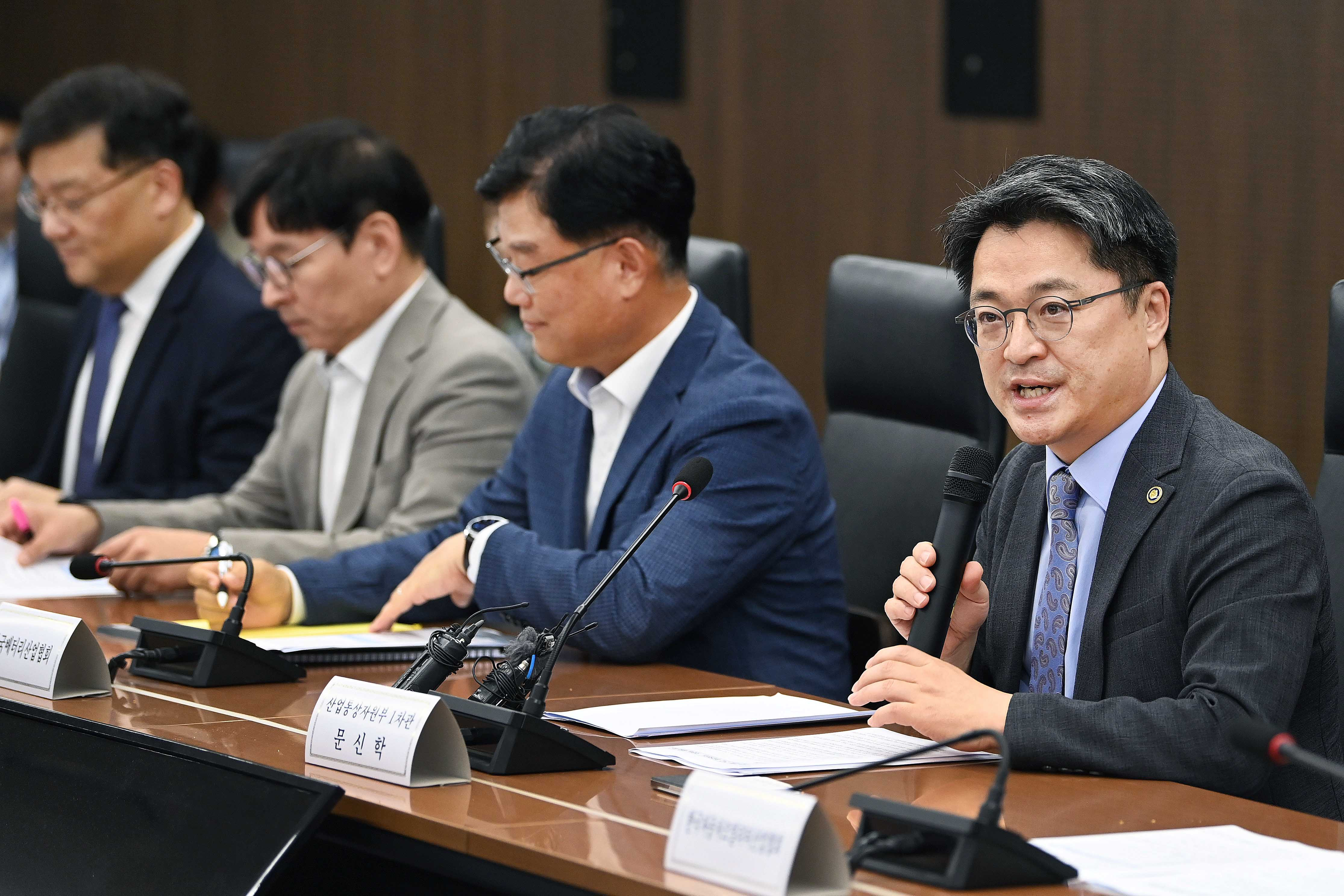 문신학 산업1차관 "상호관세 사실상 연장…한미협상에 역량 총동원"