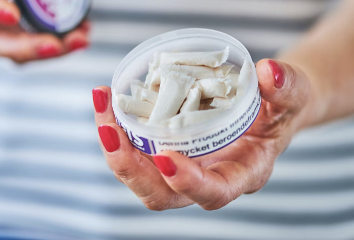 미 영유아 니코틴 중독 주범 '잇몸 담배'…국내서도 확산 조짐