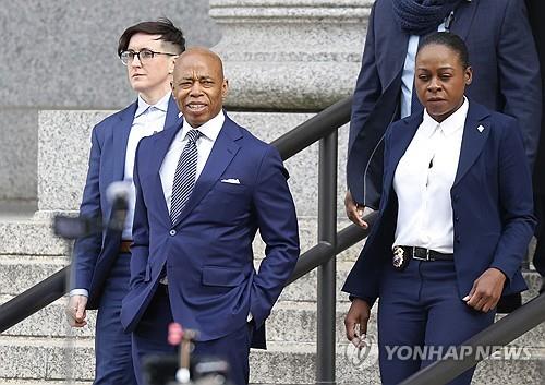 뉴욕 전 온라인카지노 경찰 벳위즈수장이 시장 제소…"온라인카지노 경찰 벳위즈을 범죄조직처럼 운영"