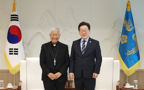 유흥식 추기경, DMZ 방문 추진했지만 유엔사 불허로 무산
