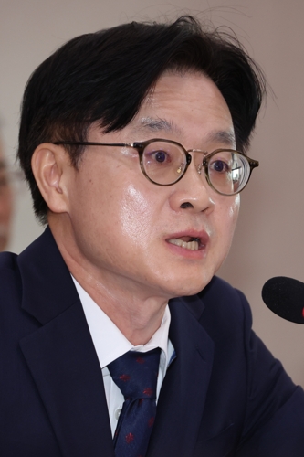 김정관 산업장관, 전력수급 현장 점검…"안정적 <em class='find'>에너지</em> 공급"