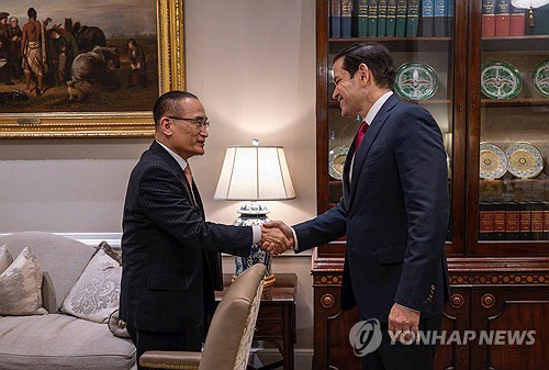 위성락 안보실장, 다시 <em class='find'>미국</em> 방문…"미 당국자들 만나 협상"