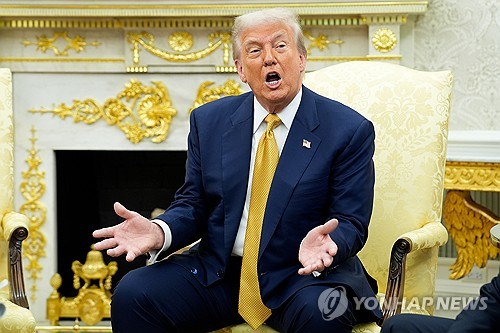 트럼프, '러시아 게이트' 언급…"오바마, 쿠테타 주도"