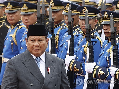 군부 영향력 다시 커진 인니, '대통령, 농업에 병력 투입' 논란