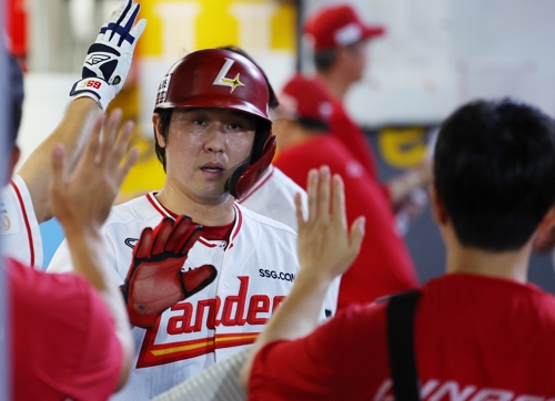 SSG 최정, 개인 통산 '1,500득점' 달성…KBO 역대 최초