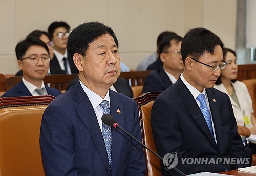 구윤철 '카지노배팅법 10정도' 발언 논란에…"PER로 착각…송구하다"