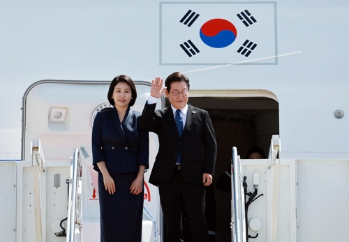 '서재필 기념관' 찾은 이 한국 최고 온라인카지노 추천…"독립운동 역사 알리길"