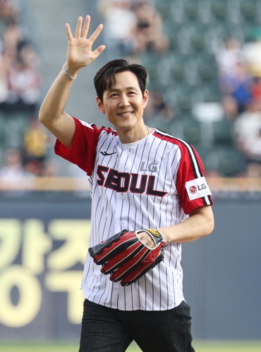 "<em class='find'온라인카지노 합법 벳무브</em 때문에 진거야"…LG 팬들 '부글부글'