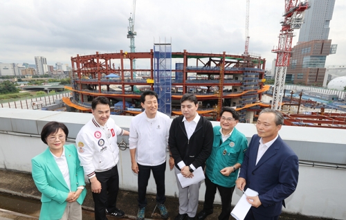 오세훈, '<em class='find'온라인카지노 후기 유니88</em' 현장점검…"K팝 성지될 수 있게"