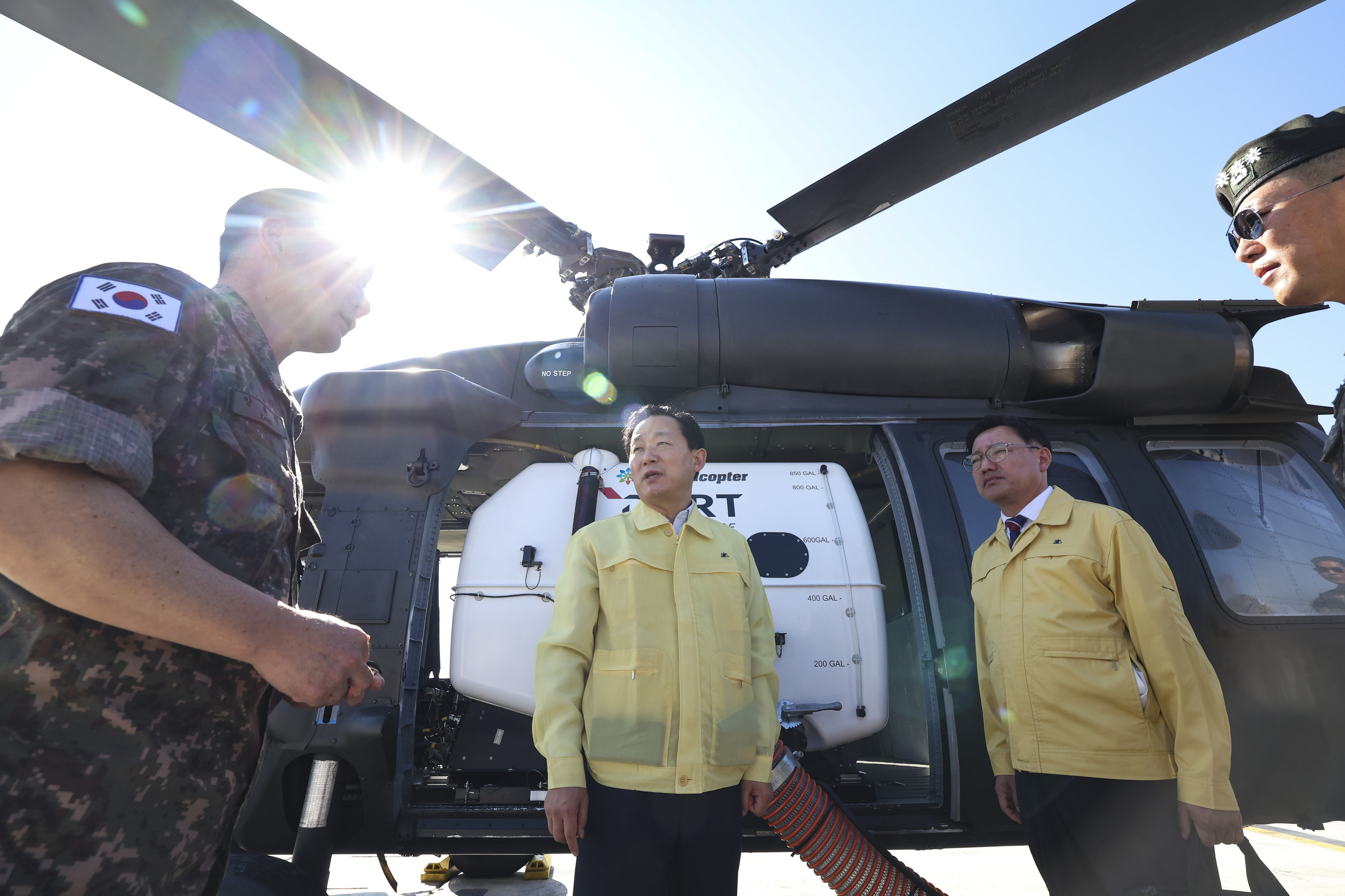 온라인카지노 가입코드차관, 산불 대응 군 헬기 부대 준비상태 점검