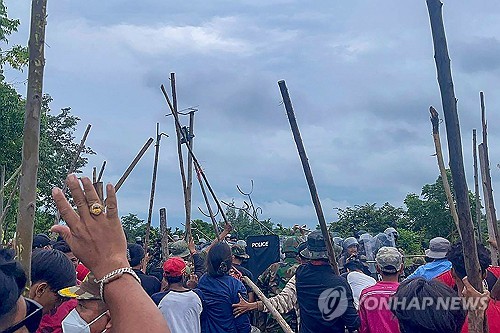 태국-캄보디아 국경서 또 충돌…20여명 다쳐