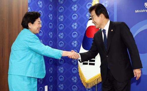 현대그룹, 정동영 만나 "금강산-원산 연계 관광 희망…크루즈도 확보"