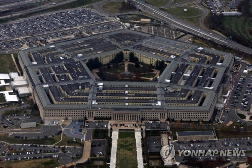 미 <em class='find'온라인카지노 벳위즈</em 취재제한 지침으로 '시끌'…트럼프 "기자, 안 멈춰"