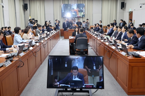 '특위 끝나도 위증 고발' 법안 소위 통과…野 "한덕수 겨냥 악법"