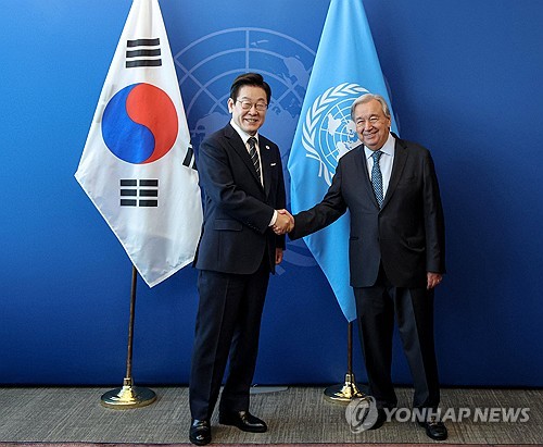 카지노 룰렛 사이트 사무총장 만난 이 대통령 "한반도 평화 지원해 달라"