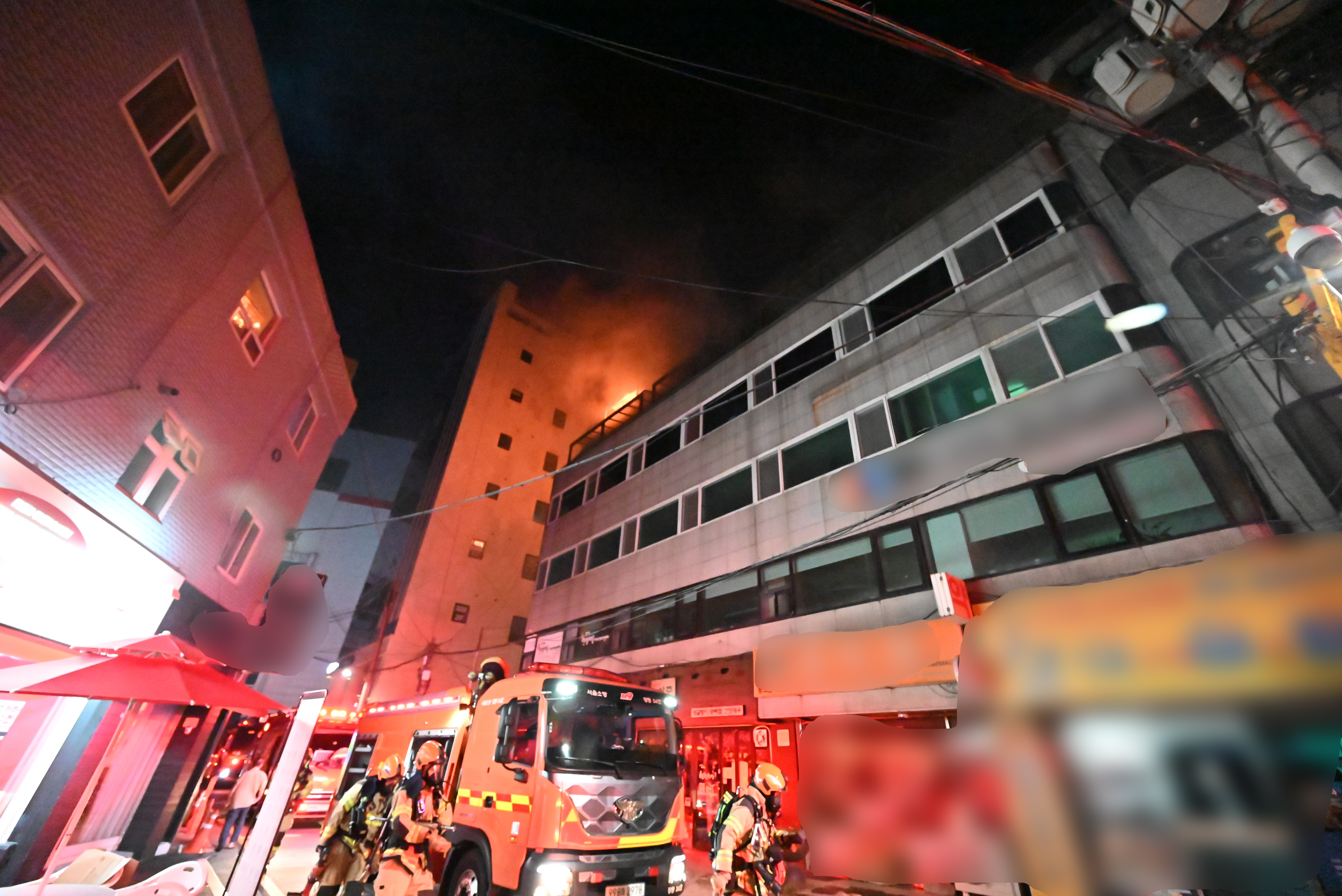 마이다스 온라인카지노 유니벳 <em class='find'명일동</em 고시원서 새벽에 불…9명 구조·32명 대피