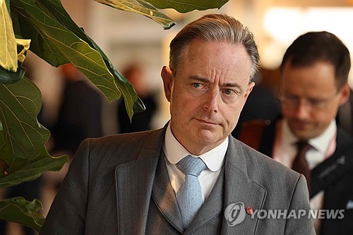 벨기에서 정치인 겨냥한 드론 활동 테러 모의 적발