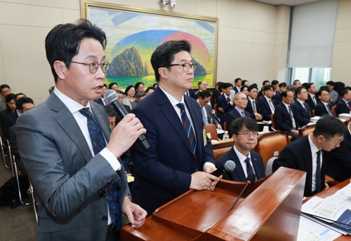 <em class='find'조좌진</em 롯데카드 온라인카지노 벌금 벳무브 "해킹 후 재발급 등에 180억원 사용"