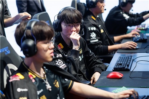 페이커의 <em class='find'온라인카지노 소울카지노</em, IG 꺾고 월드챔피언십 스위스 스테이지 안착…대회 3연패 도전