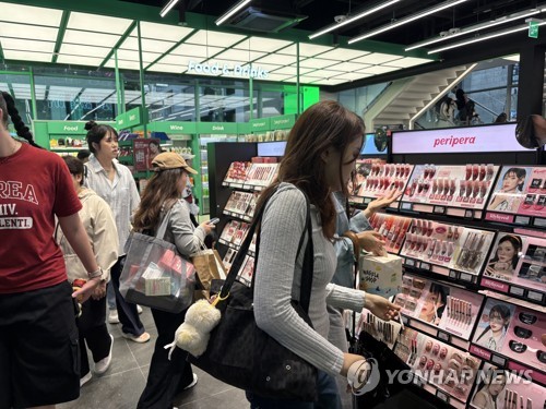 K-뷰티, APEC 지원사격…CJ올리브영·온라인카지노 장점 벳위즈 등 공식 협찬사 선정