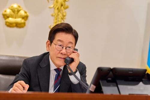 이 한국 no.1 온라인카지노, 태국 총리와 첫 통화…"CEPA 조기 타결되도록 협력"