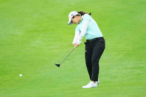 김세영, 땅끝마을 LPGA 대회 둘째날도 선두…김효주 3위