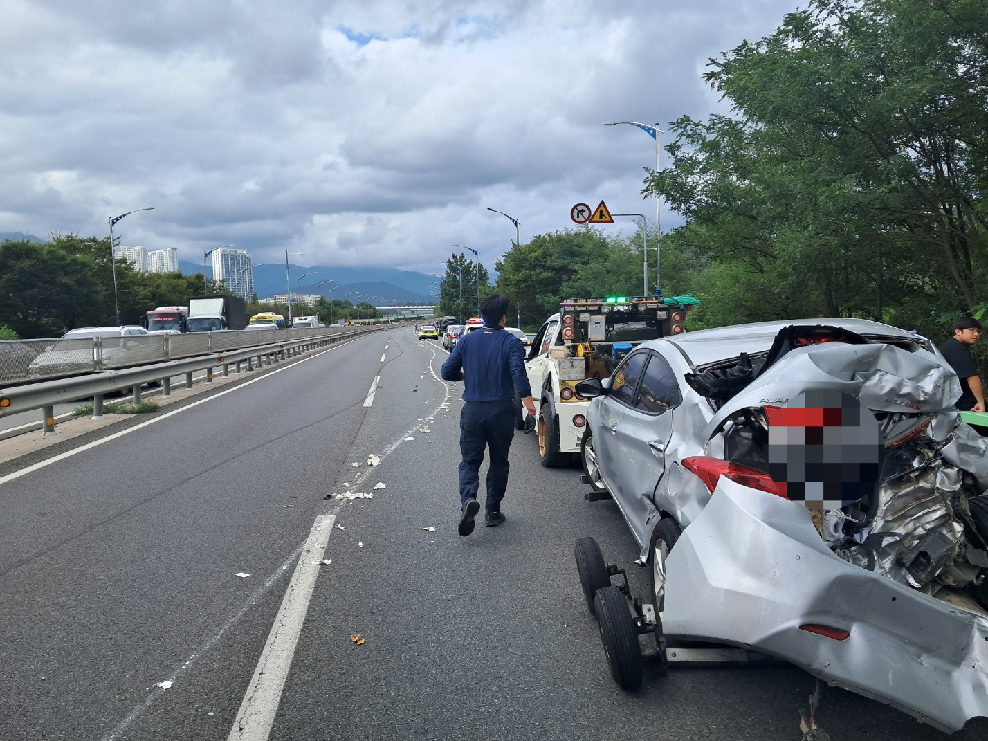 8.5톤 트럭이 맨 뒤에서 '쾅'…울산 9중 <em class='find'추돌</em 온라인카지노 커뮤니티 벳무브로 16명 다쳐