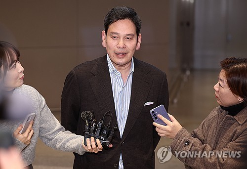 국회 산자위, 정용진 신세계 회장 국감 온라인 카지노 사이트 철회