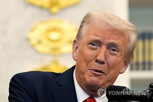 트럼프 "시진핑과 2주 내 만날 것…100% 관세는 지속불가"