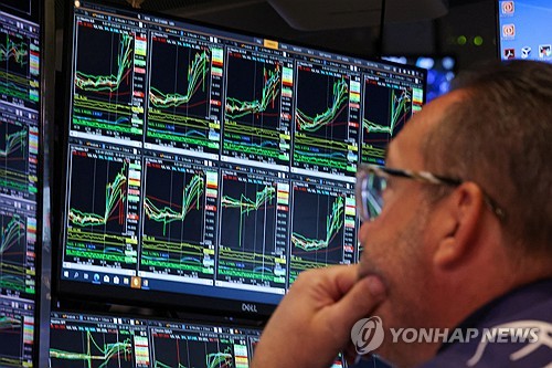 뉴욕증시 강세 마감…비트코인은 약세장 지속