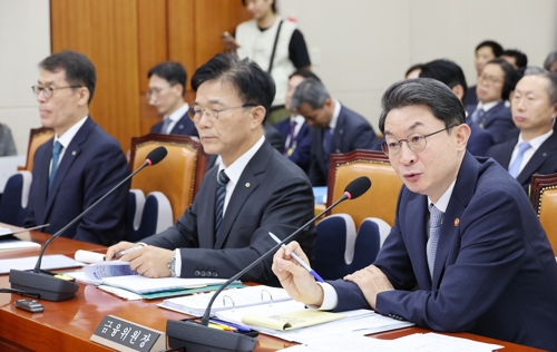 이억원 "<em class='find'네이버</em-에볼루션 카지노 사이트 '깜깜이 합병' 바람직하지 않아"