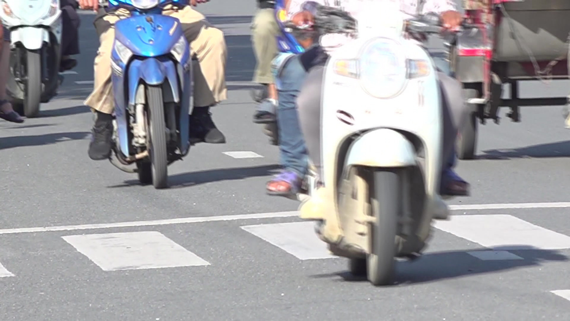 '여행금지' 캄보디아서 엑셀방송하겠다는 BJ…"가지 말라면 가지 마" 비판