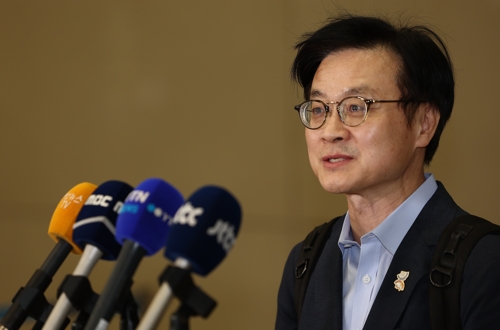 김정관 "한미, 韓 외환시장 부담줘선 안된다는 공감대"