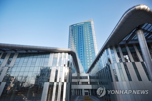 '여대생 청부살해’ 허위진단 의사…논란 끝에 결국 <em class='find'온라인카지노 불법</em 직위 해제