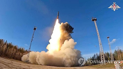 엎어진 미러 정상회담…푸틴은 육해공 핵 훈련 감독