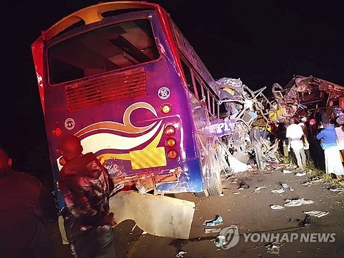 <em class='find'온라인카지노 가입</em 고속도로서 다중 추돌사고…최소 46명 사망