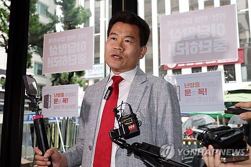 민주, <em class='find'전한길</em 고발…"이 카지노사이트·김현지 관련 허위사실 유포"