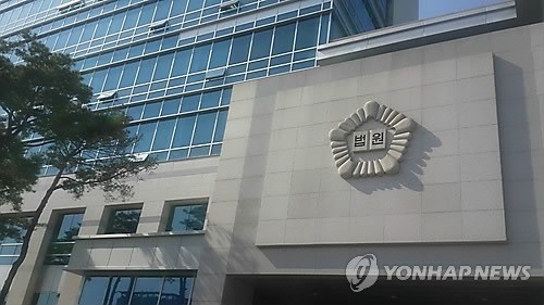이유 없이 술상 뒤엎은 20대 실형…펄펄 끓던 조개탕에 직장 동료 화상