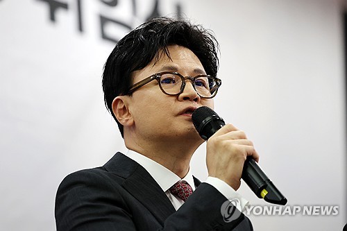 한동훈 "많은 시간 남았지만…지방선거 출마 생각 없다"