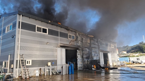 <em class='find'우리카지노추천</em 화성 도로시설 공장서 불…1시간 40여분 만에 완진