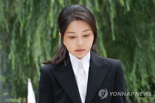 김건희, '세계온라인카지노 불법 유니88벳유산' 수장고도 들어갔다…출입 온라인카지노 불법 유니88벳은 없어