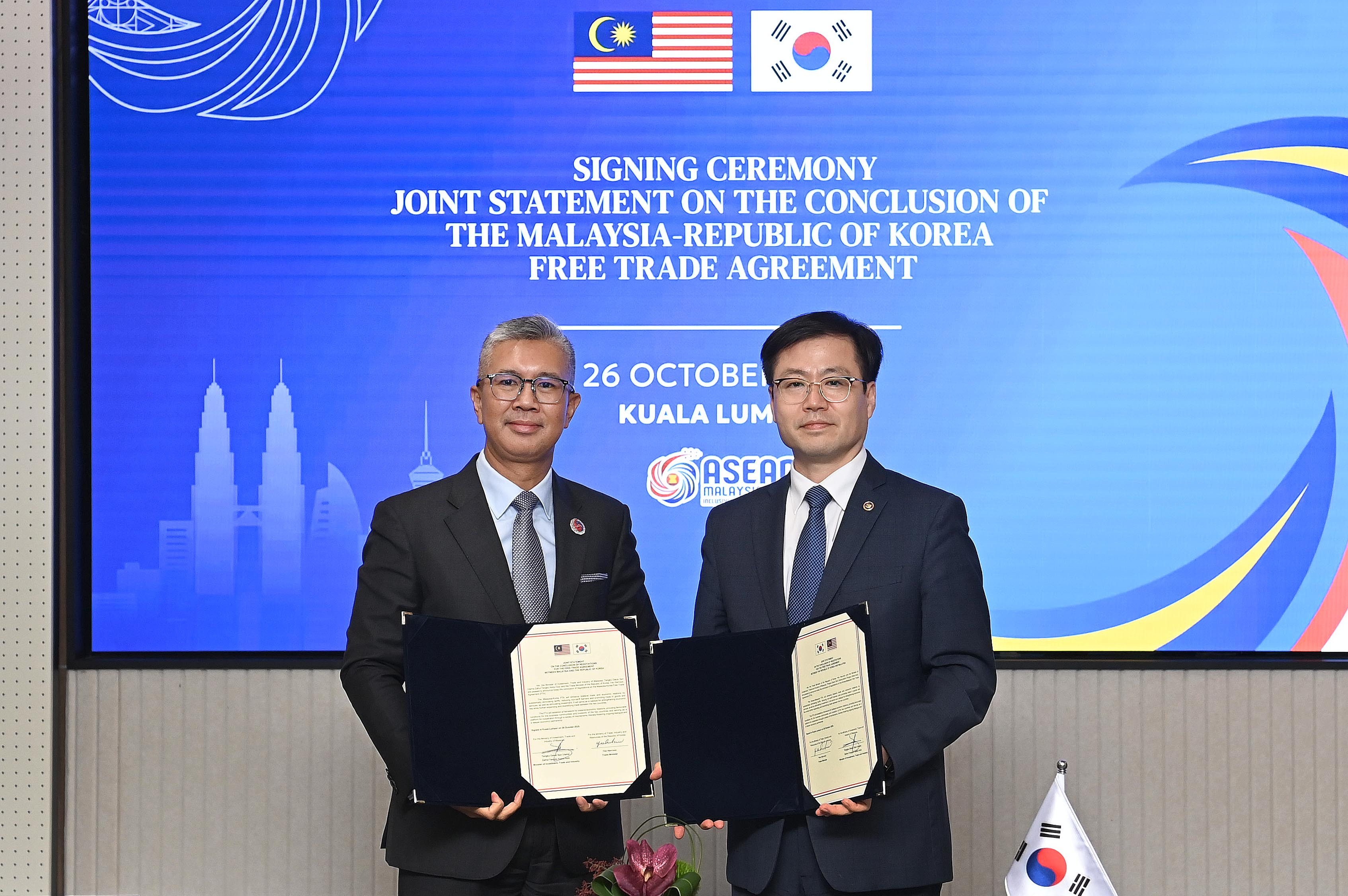 한-아세안 교역액 3천억불 목표…산업부 "말레이·태국 등 FTA 확대"