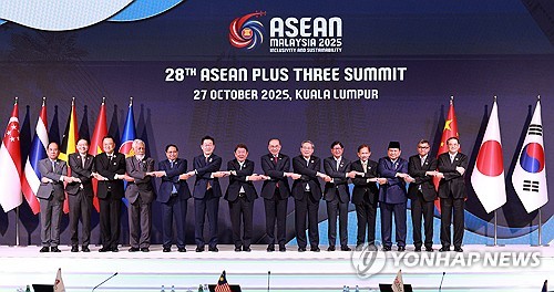 아세안 정상들, RCEP 통해 경제협력 강화·보호무역 완충 논의