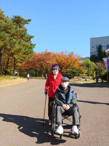 뇌졸중 남편 18년간 간호 70대, 장기 기증으로 4명에 새생명