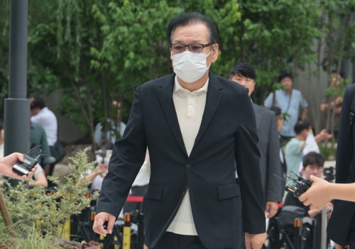 건진법사 "김건희, 샤넬가방·목걸이 받고 '잘 받았다' 통화"