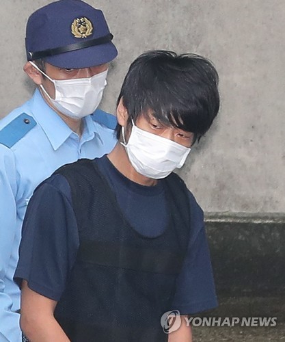 아베 총격범, 첫 공판서 "내가 한 일 틀림없다" 혐의 인정