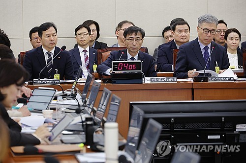 "곳곳에 구멍"…아동 기록물 지적에 아동권리보장원장 "송구하다"