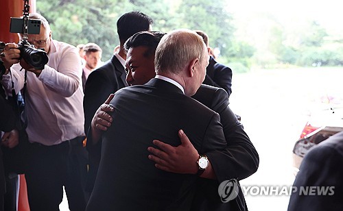 크렘린궁, 김정은 방러 가능성에 "아직 발표할 것 없어"