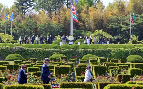 호주 총리, 호주군 6·25 참전기념비 참배…보훈부 장관 동행